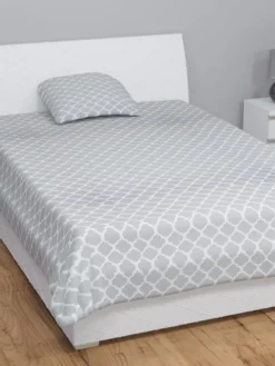 Nakrycie Łóżka-CN-55 Zestaw pościeli Pires 18-3-1 (140x200cm)